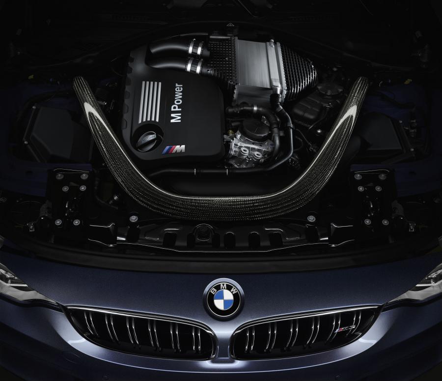 Моторный отсек BMW M3 30 Years M3 2016 года  (фото 39 из 43)